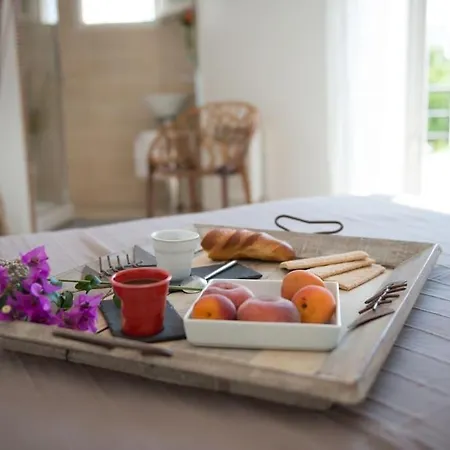 St Louis A 50m De La Mer+6 Velos +piscine+climatisation 빌라