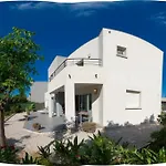 St Louis A 50m De La Mer+6 Velos +piscine+climatisation Villa Sete